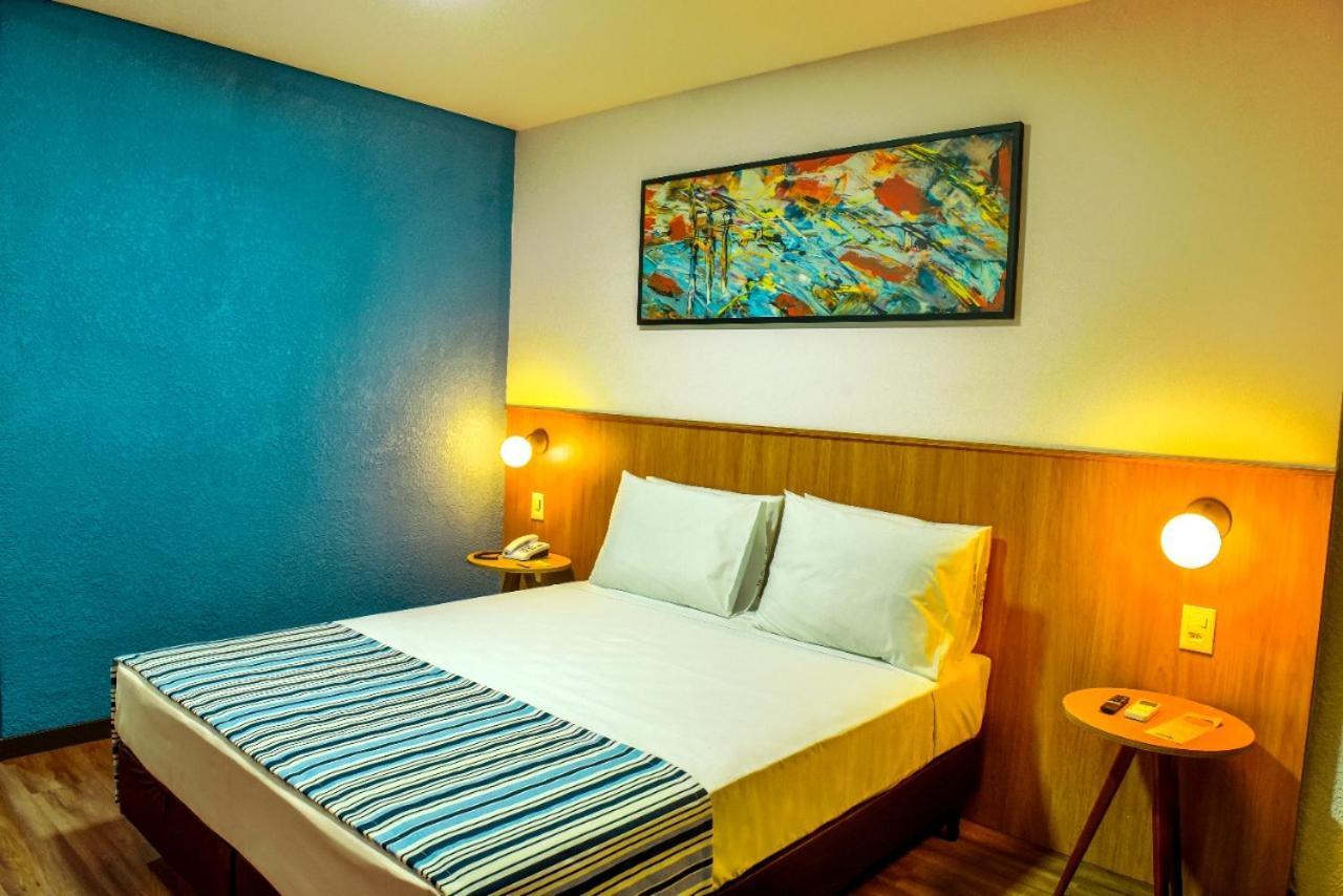 Days Inn By Wyndham Cascavel Cascavel  Exteriör bild